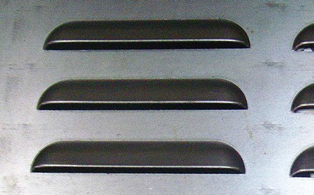 百葉孔鋁板沖孔網(wǎng) 百葉孔鋁板沖孔網(wǎng)