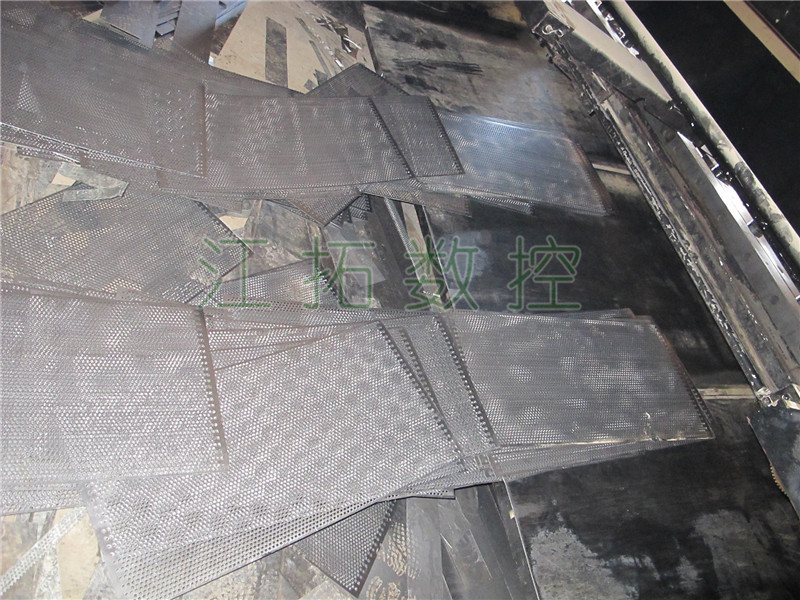 江拓?cái)?shù)控剪板機(jī)